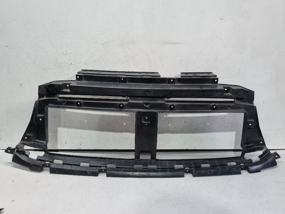 Grade Superior Interna Fiat Toro 2022/2024 Seminova Original 1