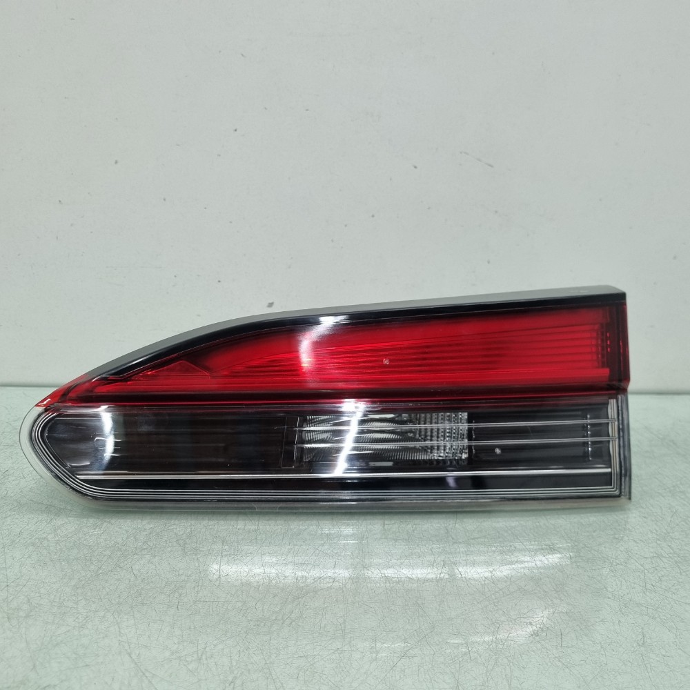 Lanterna Direita Tampa Traseira Toyota Corolla Cross 22/24