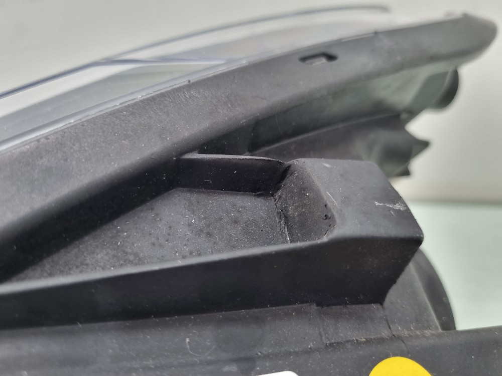 Farol Do Lado Direito Volkswagen Crossfox Modelos 2016/2020 Direito/passageiro 9