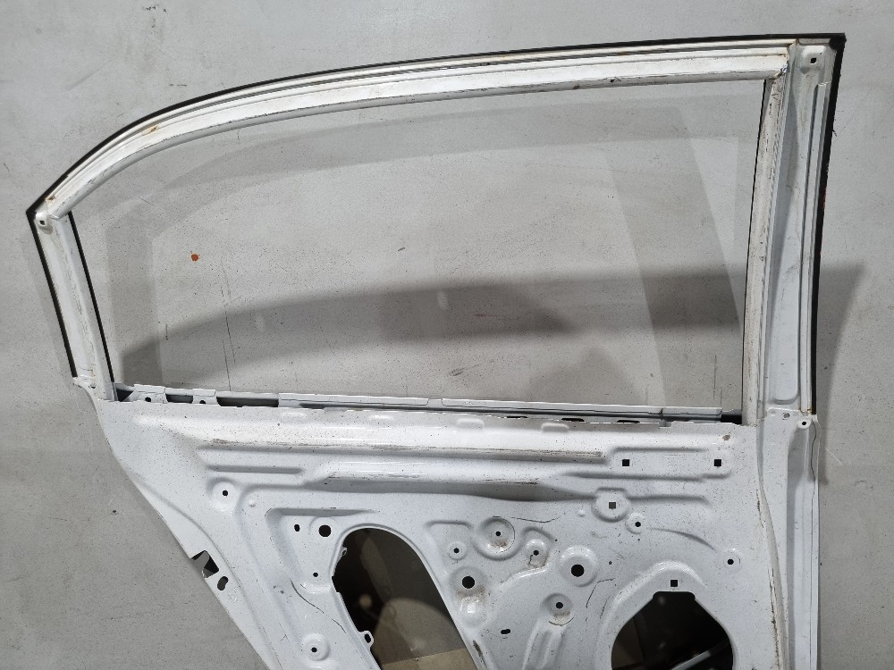 Porta Traseira Esquerda Chevrolet Onix Hatch 2020/2024 Traseira 6