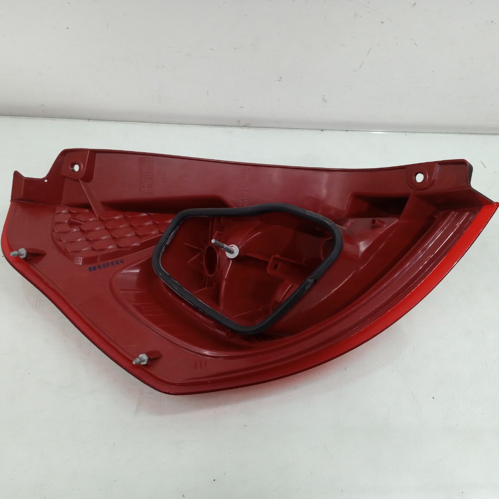 Lanterna New Fiesta Hatch Lado Direito 2010/2012 Recuperada 6