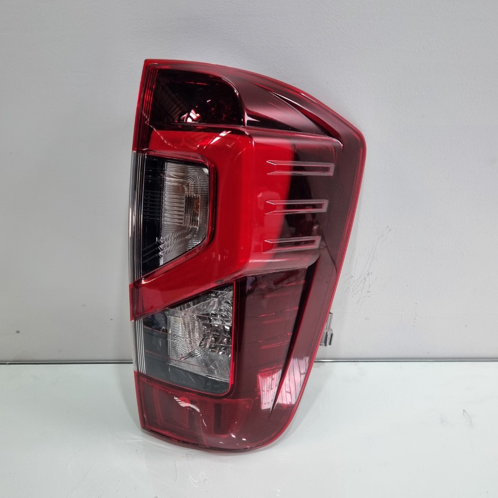 Lanterna Do Lado Direito Nissan Frontier Modelos 2022/2025 Direito/passageiro 2