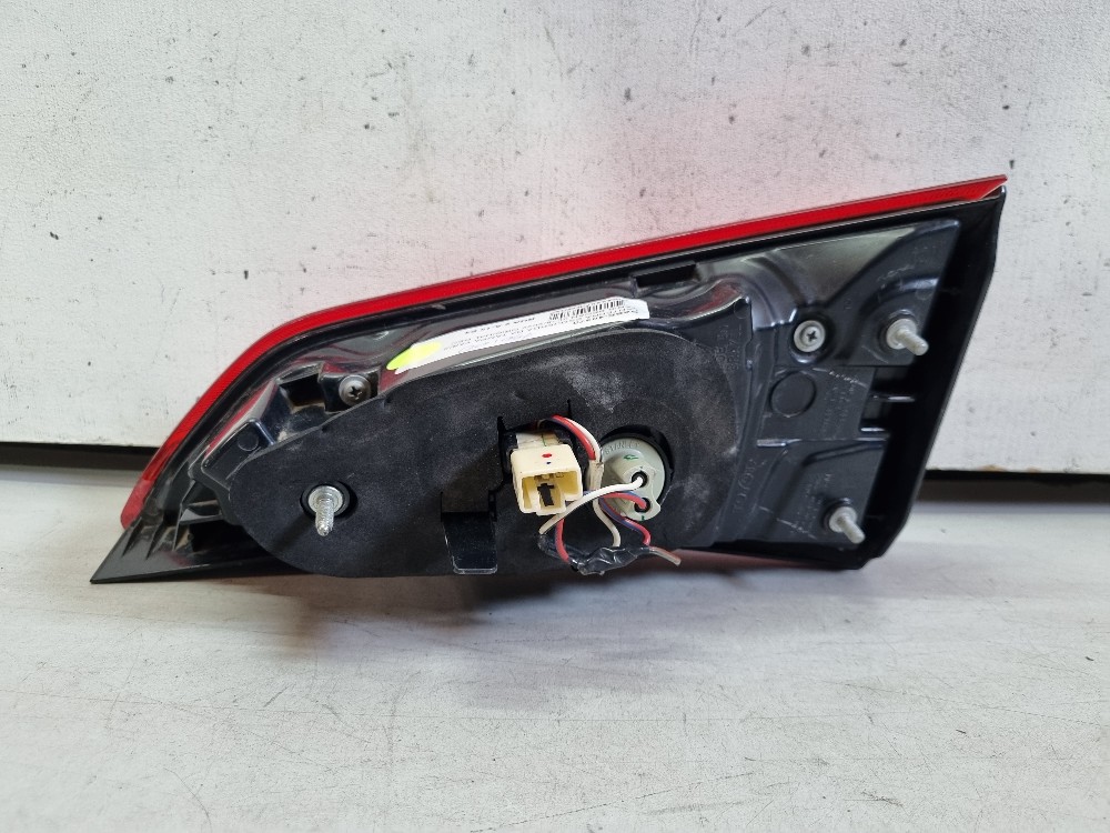 Lanterna Esquerda Tampa Toyota Yaris Sedan 2018/2022 Esquerdo/motorista 5