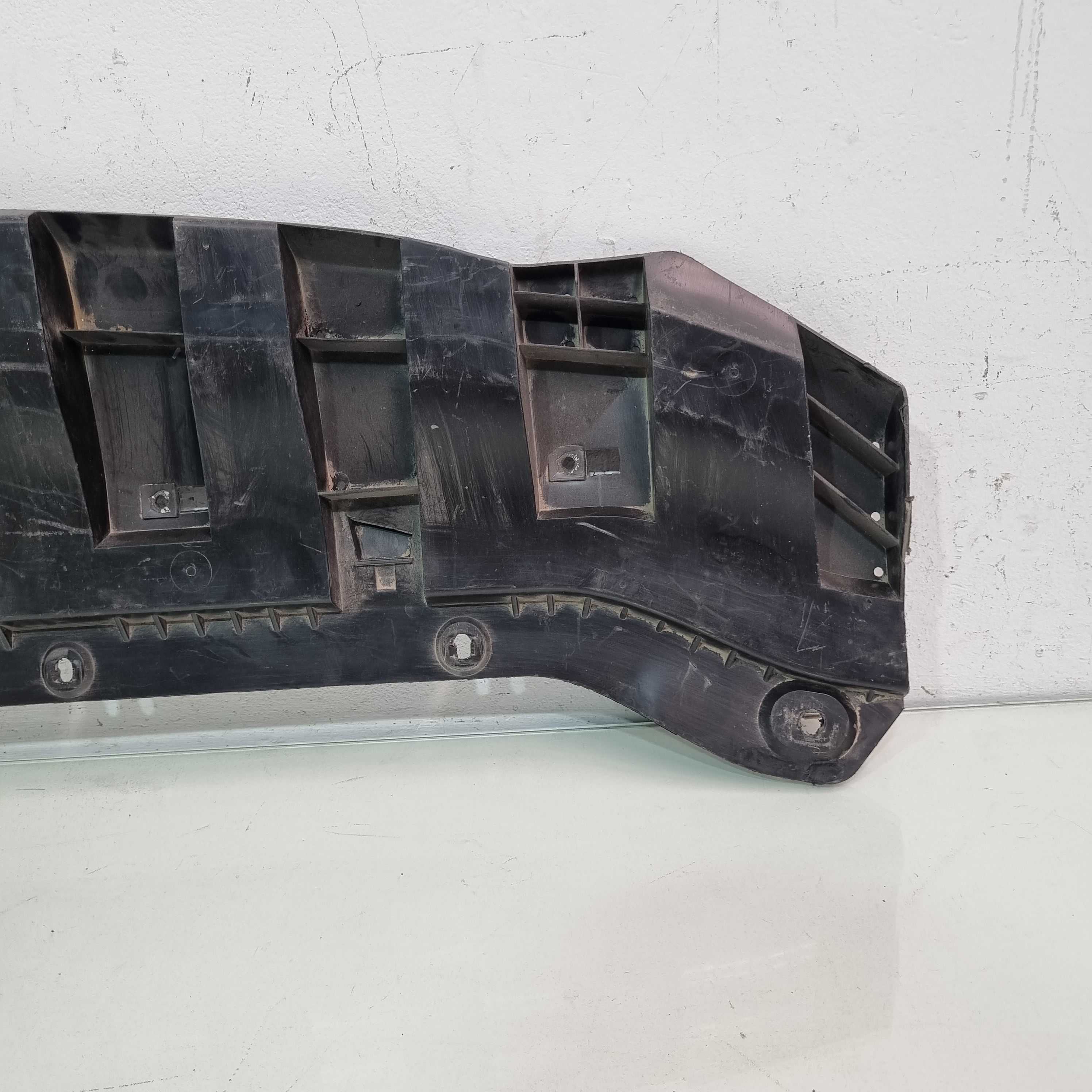 Defletor Inferior Parachoque Chevrolet Onix Sedan 2020/2023 2