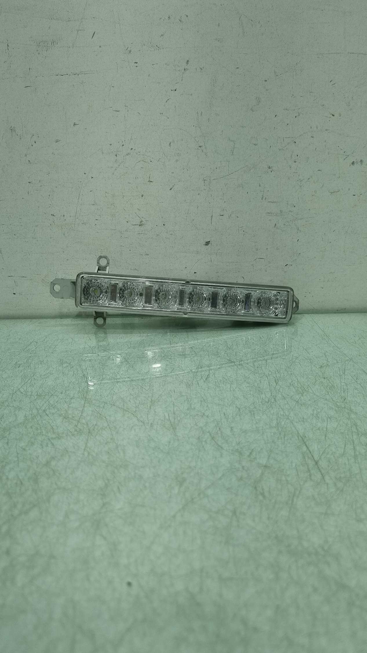 Led Drl Esquerdo Parachoque Dianteiro Citroën C3 2013/2018 Plug 2 Pinos
