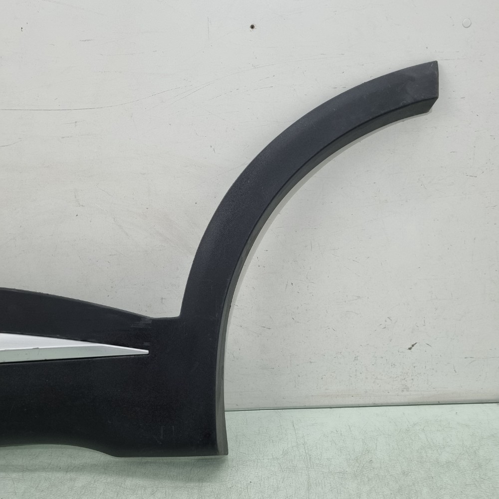 Friso Porta Traseira Esquerda Caoa Chery Tiggo 7 Pró 2021/24 3