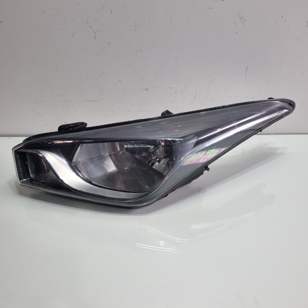 Farol Do Lado Esquerdo Hyundai Hb20x Modelos 2013/2018 Esquerdo/motorista 1