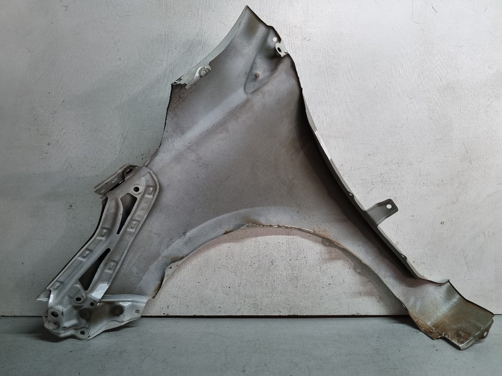 Paralama Direito Toyota Yaris 2017 2018 2019 2020 21 22 2023 5
