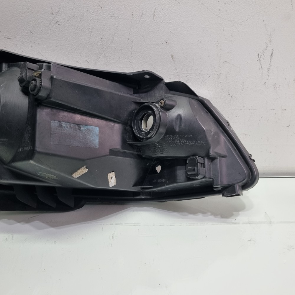 Farol Do Lado Esquerdo Volkswagen Gol G6 Modelos 2013/2016 Esquerdo/motorista 3