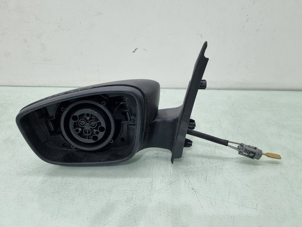 Retrovisor esquerdo manual Volkswagen Gol G5 2008/2012 usado