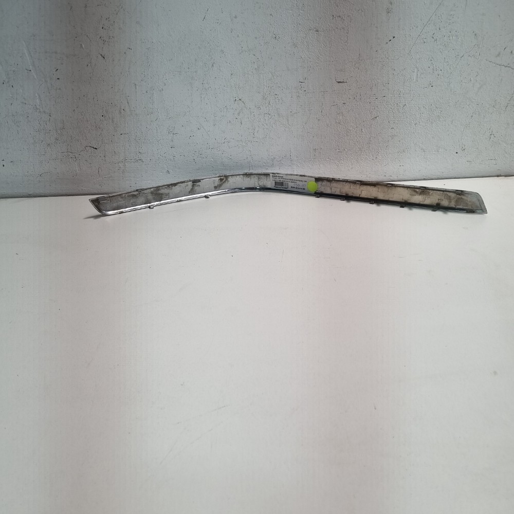 Friso Direito Parachoque Diant Mercedes C200/c180 2009/2013 Cromado 7