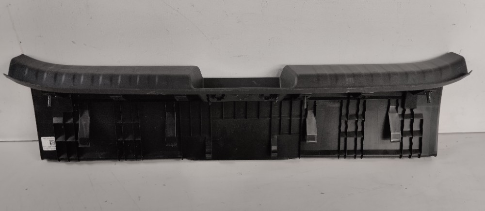 Acabamento Painel Traseiro Fastback 2022/2024 Recuperado. 2