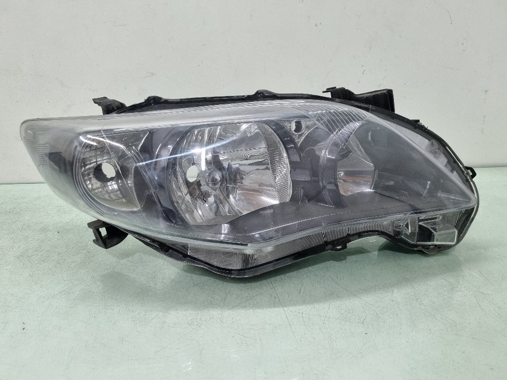 Farol Direito Fume Toyota Corolla 2011/2014 Direito/passageiro 1