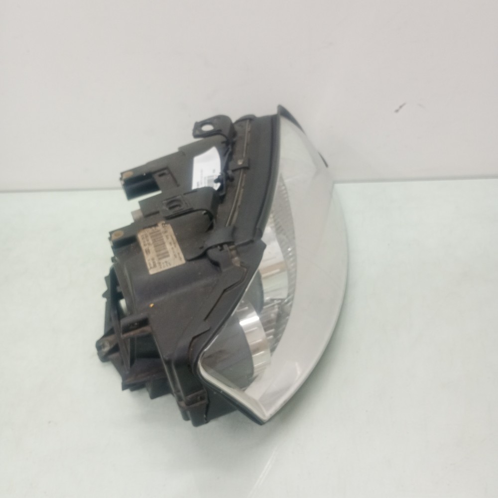 Farol  Direito  Audi A4 2001/2006 Recondicionado E Original. Direito/passageiro 2