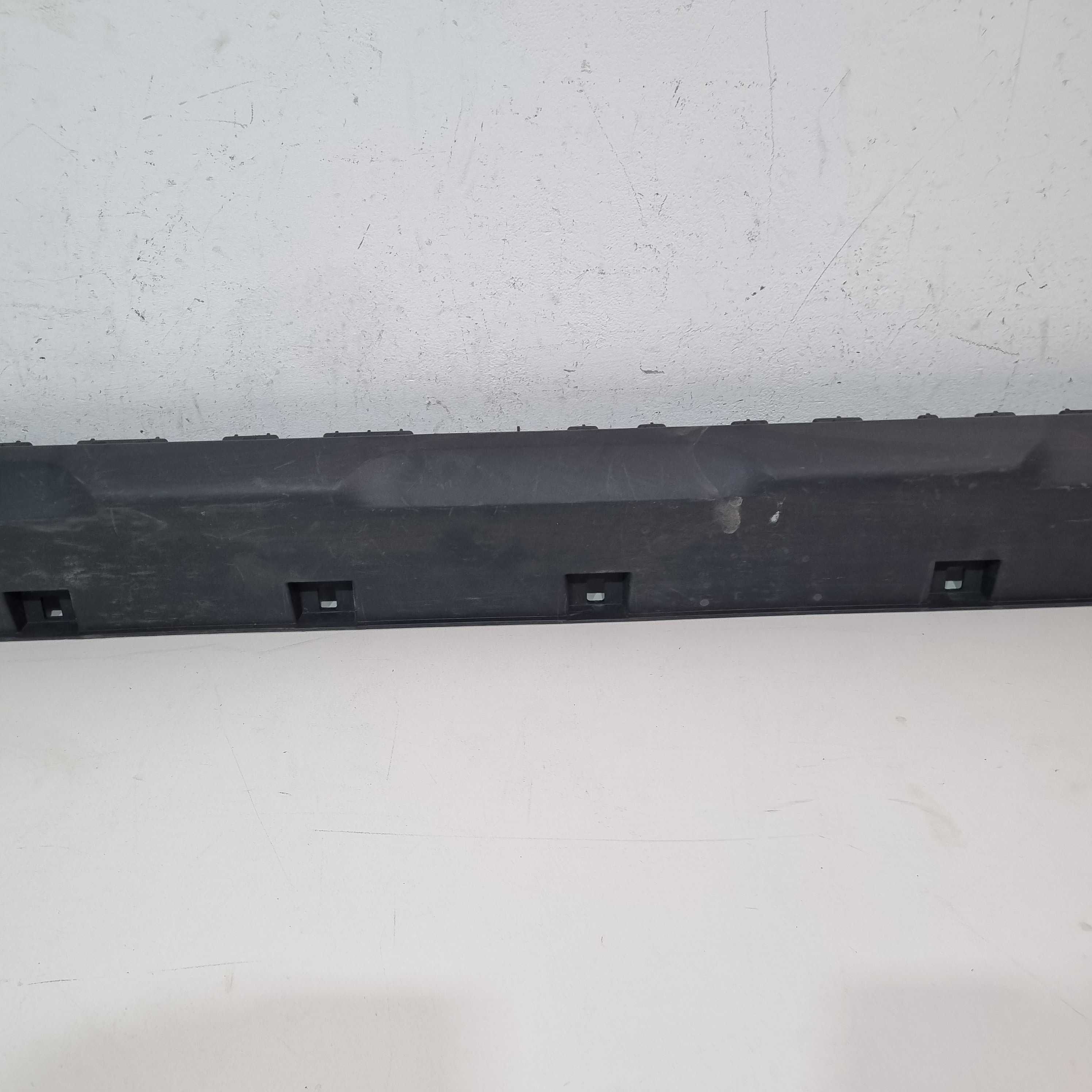 Spoiler Lateral Do Lado Esquerdo Renault Duster 2020/2023 3