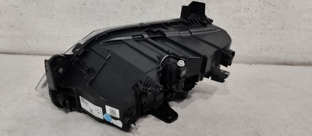 Farol Inferior Direito Full Led Kardian 3