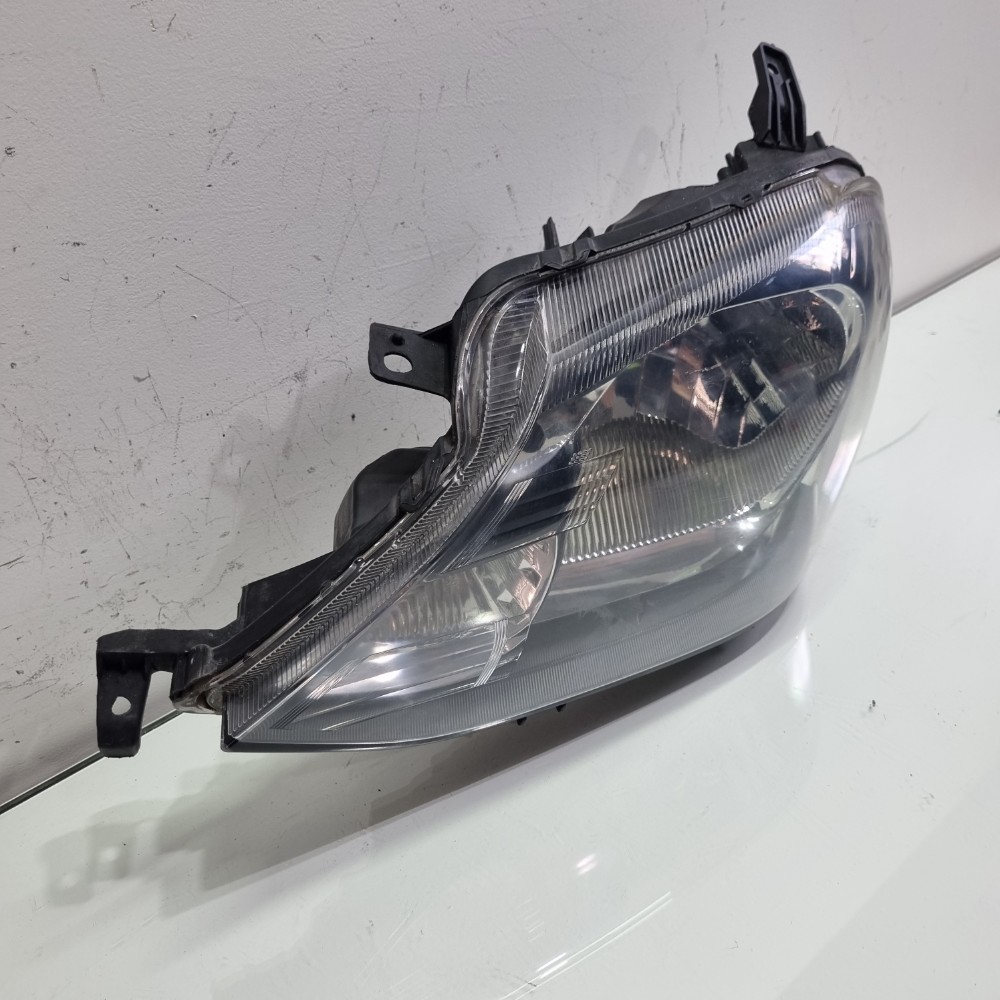 Farol Do Lado Esquerdo Toyota Etios Modelos 2013/2019 Esquerdo/motorista 5