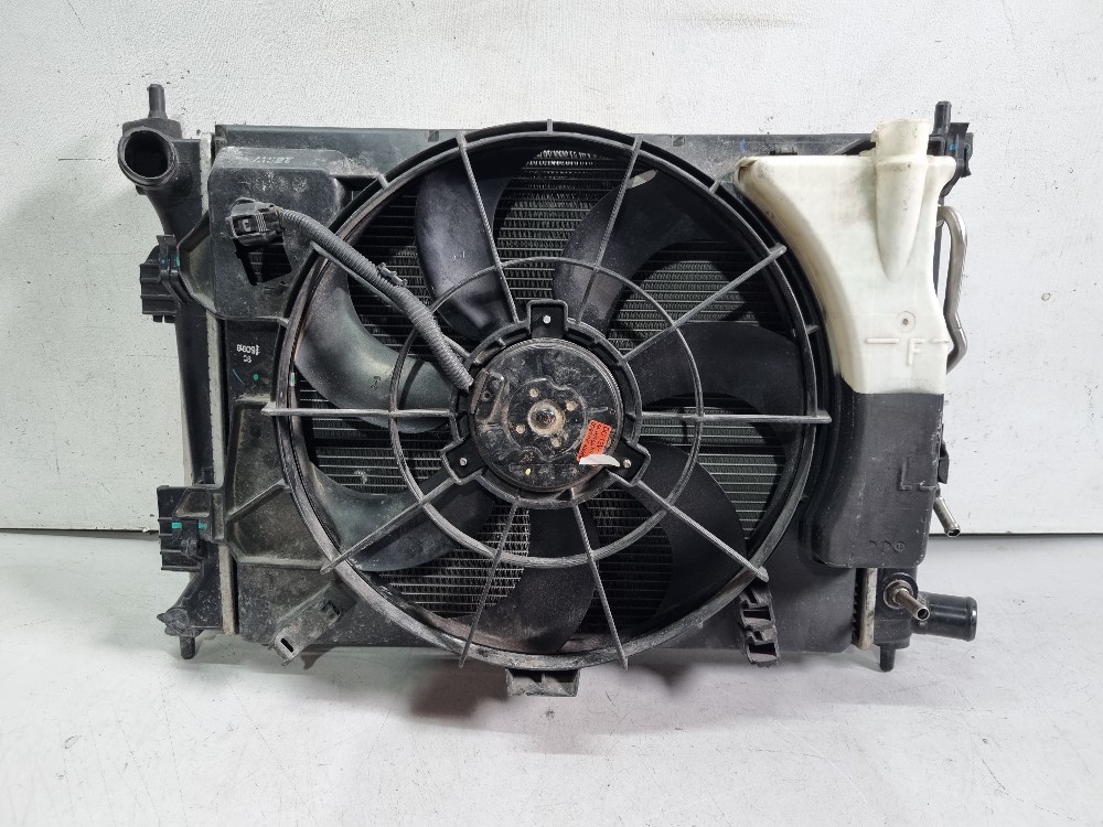Kit Radiador Hyundai Veloster 2013/2019 Semi-novo 1