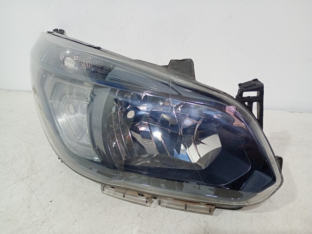 Farol Direito Chevrolet Spin 2013/2016 Recuperado 2