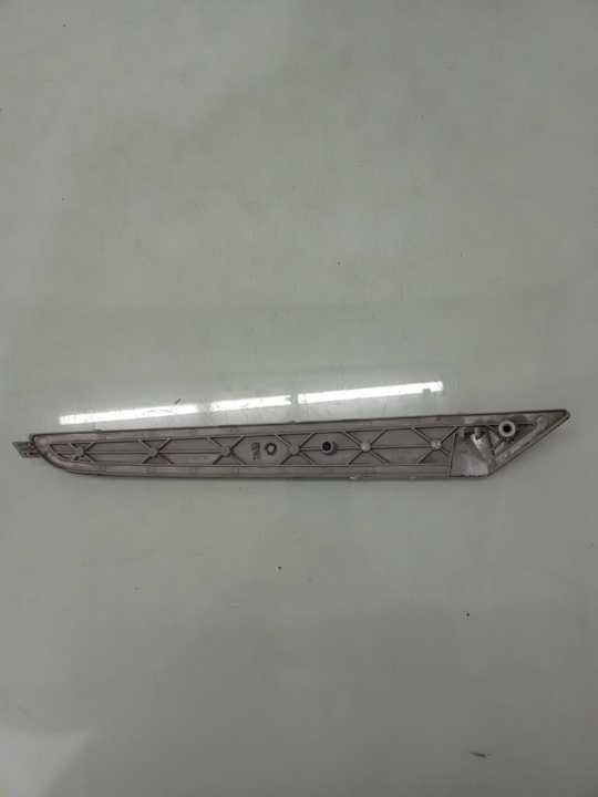 Refletor Do Parachoque Traseiro Hb20 Hatch Rec 2015 / 2018 3