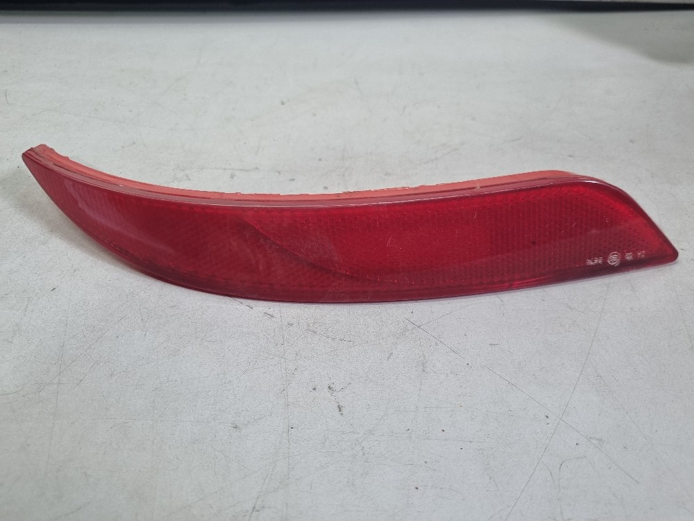Refletor Do Lado Direito Fiat Grand Siena 2012/2019 1