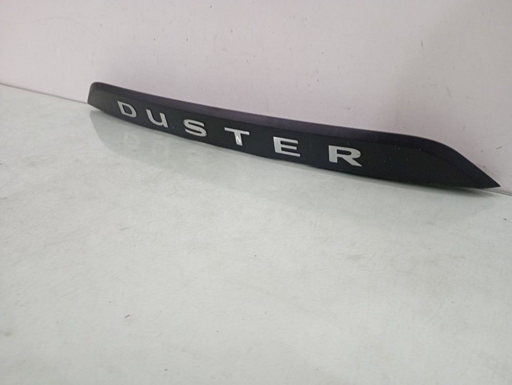 Moldura de placa da Duster 2016 a 2019 original 3