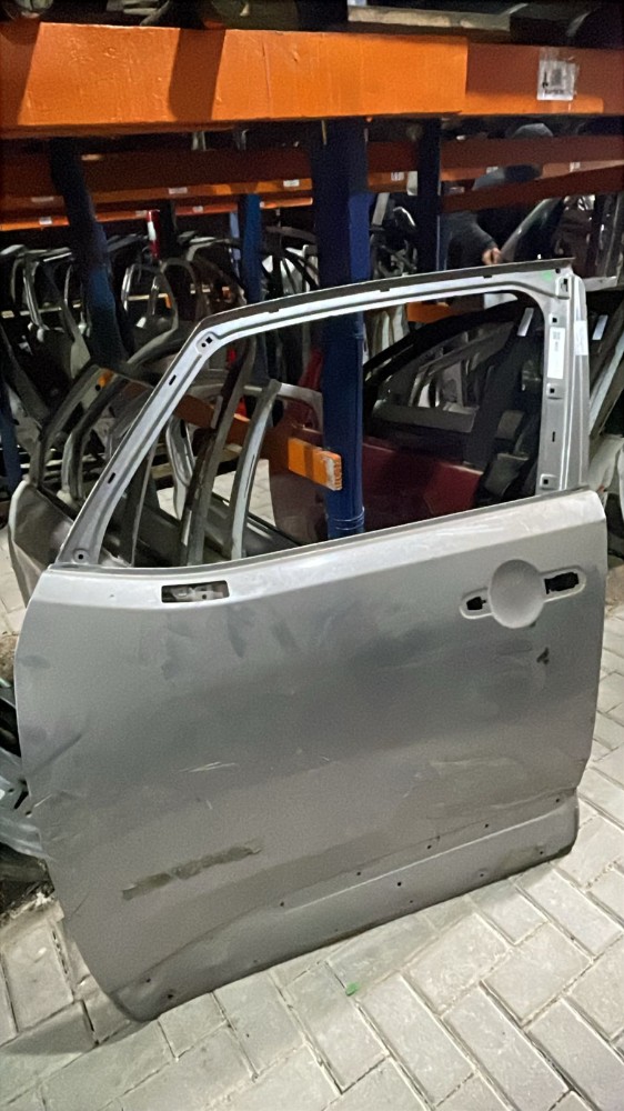 Porta dianteira esquerda Jeep Jenegade 2016/2023 1