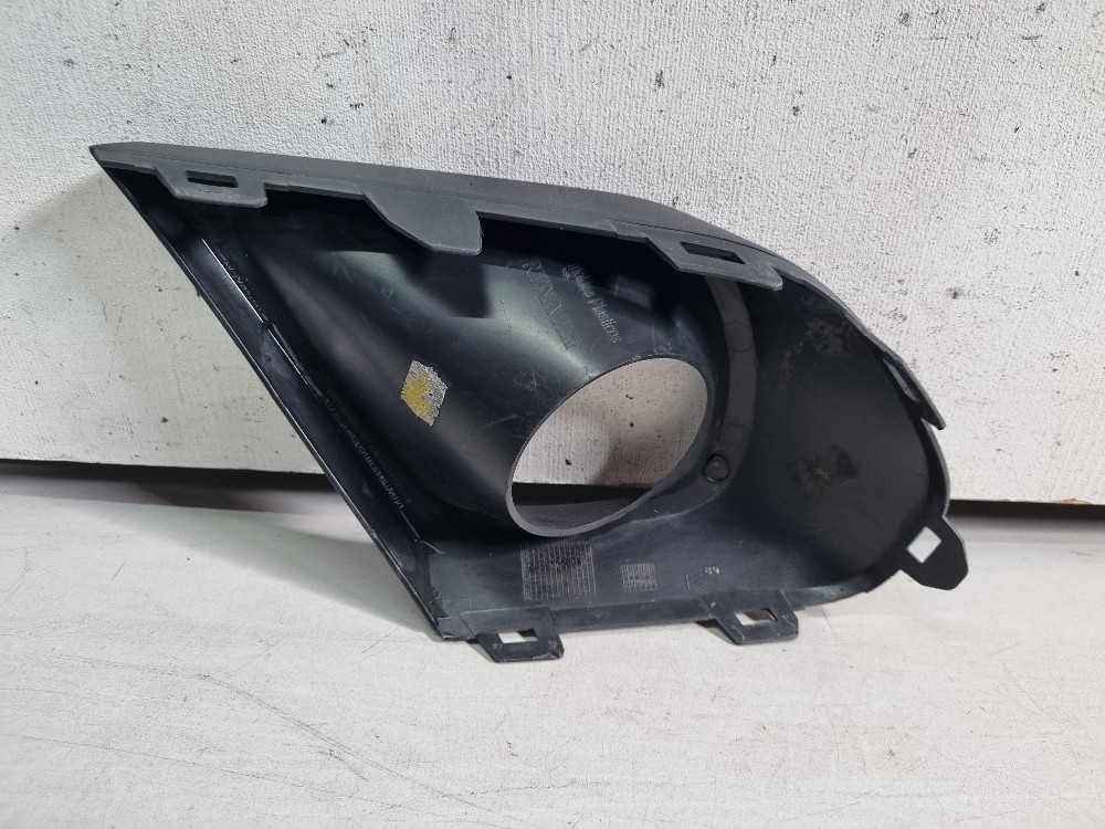 Moldura Do Cibié Direito Renault Duster 2021/2024 Usada 2