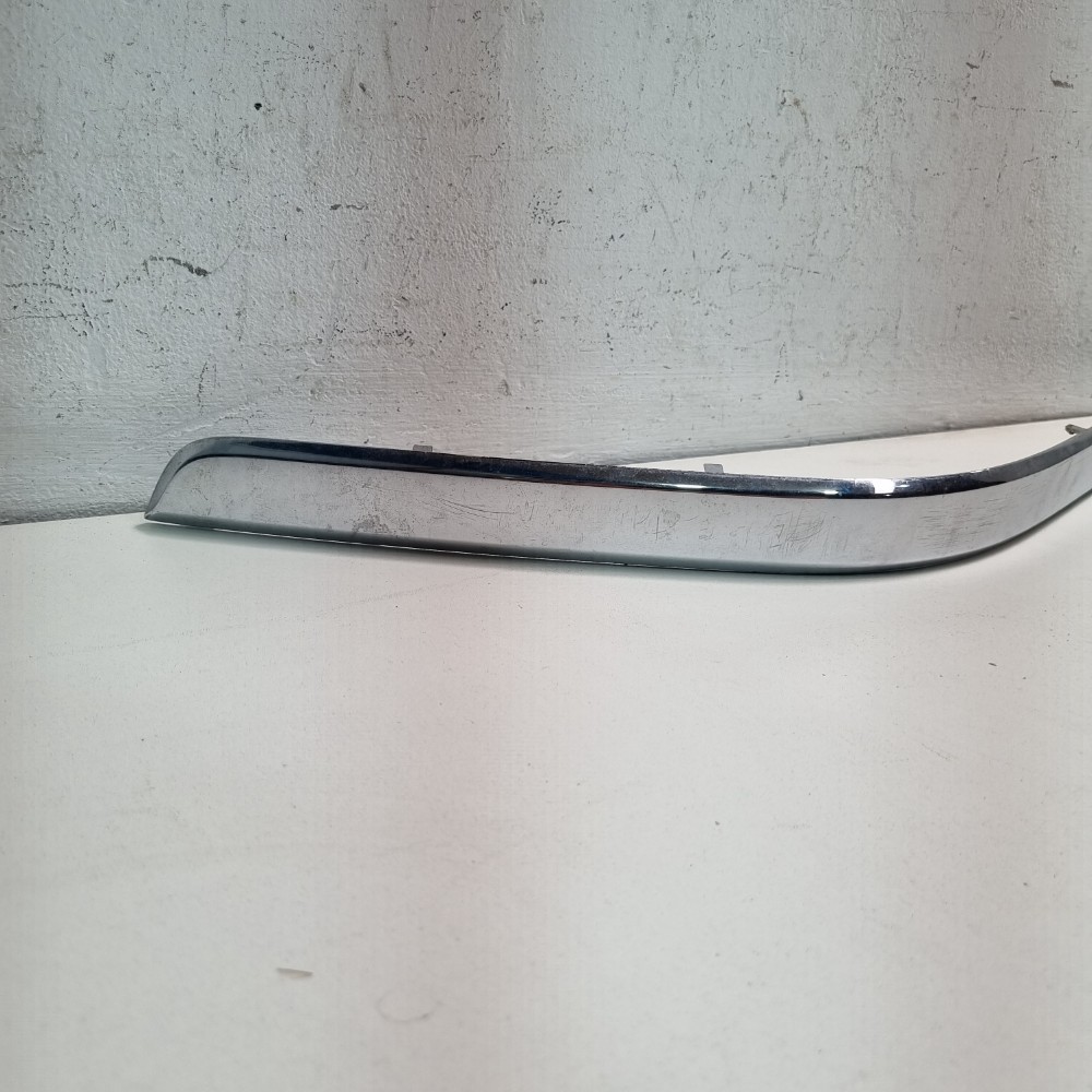 Friso Direito Parachoque Diant Mercedes C200/c180 2009/2013 Cromado 5