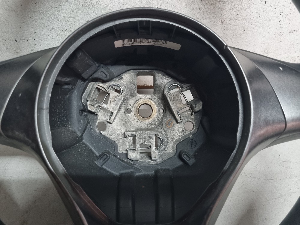 Volante Fiat Uno drive 2016/2021 semi-novo original 4