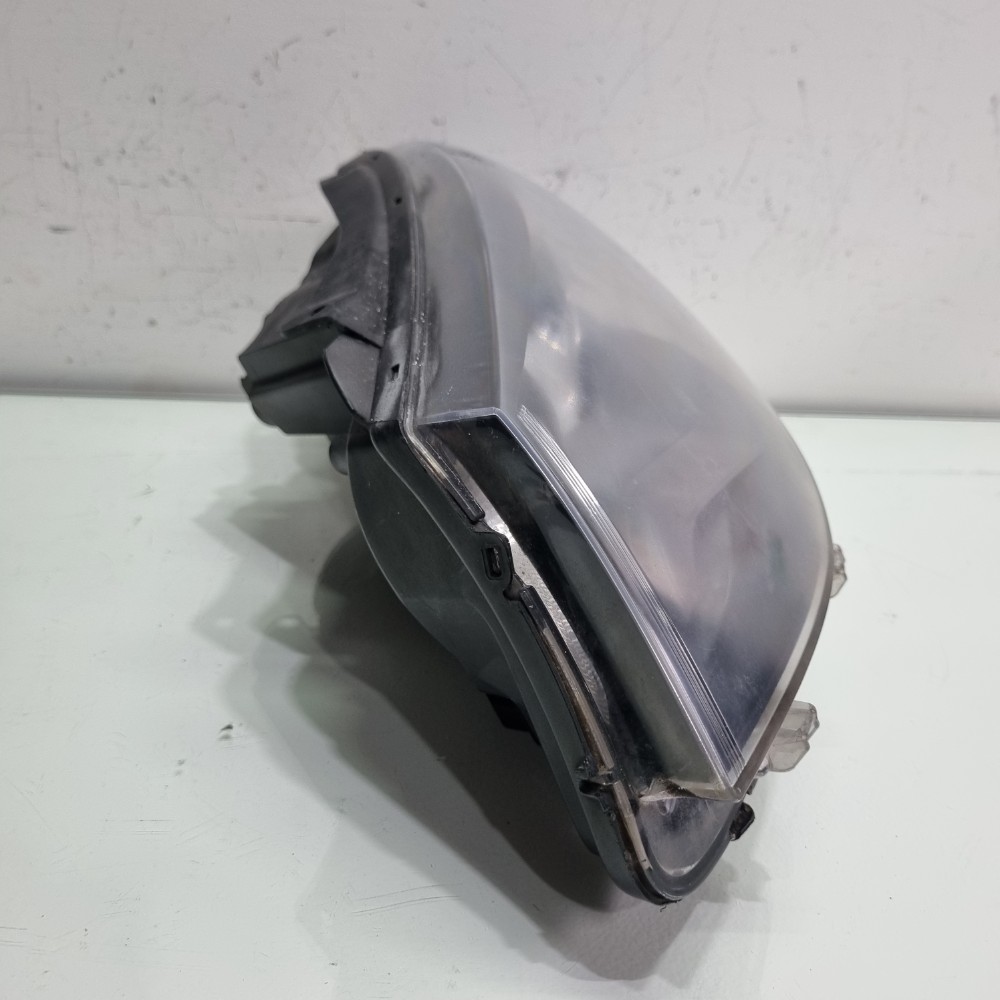 Farol Do Lado Esquerdo Volkswagen Gol G6 Modelos 2013/2016 Esquerdo/motorista 4