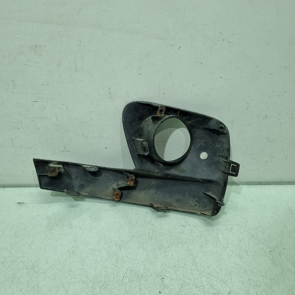 Moldura Direita Do Cibié Fiat Mobi Modelos 2017/2021 Preto 5
