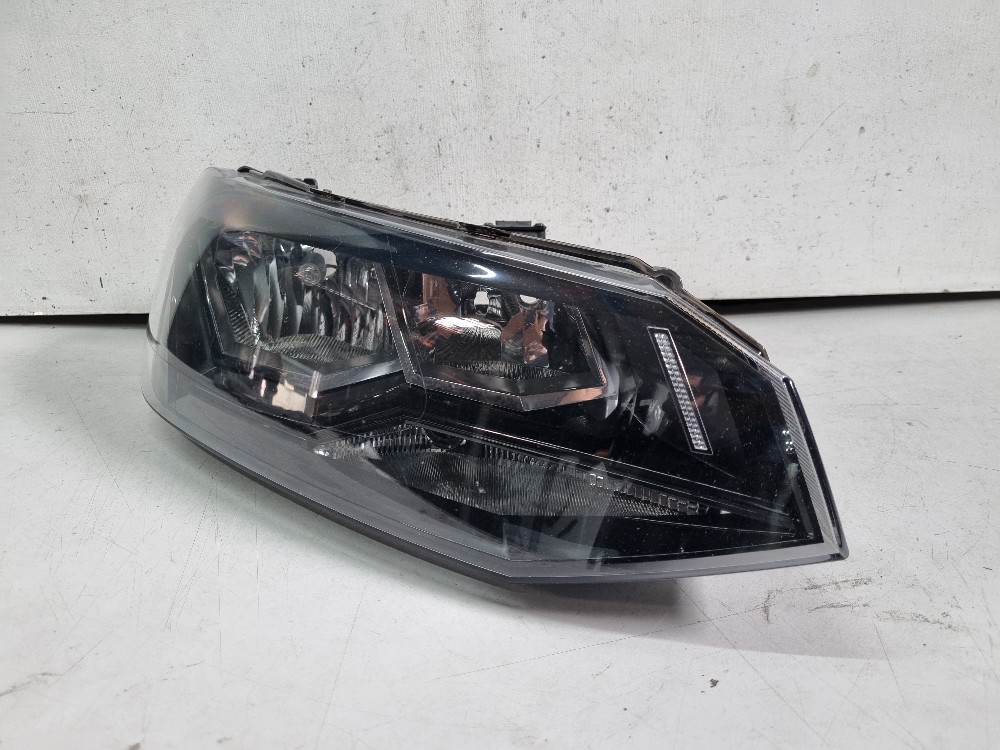 Farol Dianteiro Direito Volkswagen Polo 2017/21 Recuperado. 3