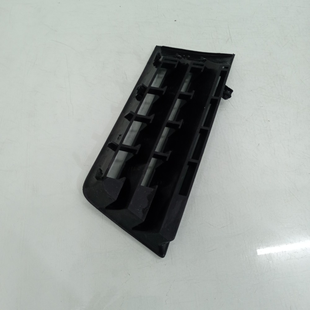 Moldura Do Cibié Direito Renault Megane 2007/2012 Recuperado 3