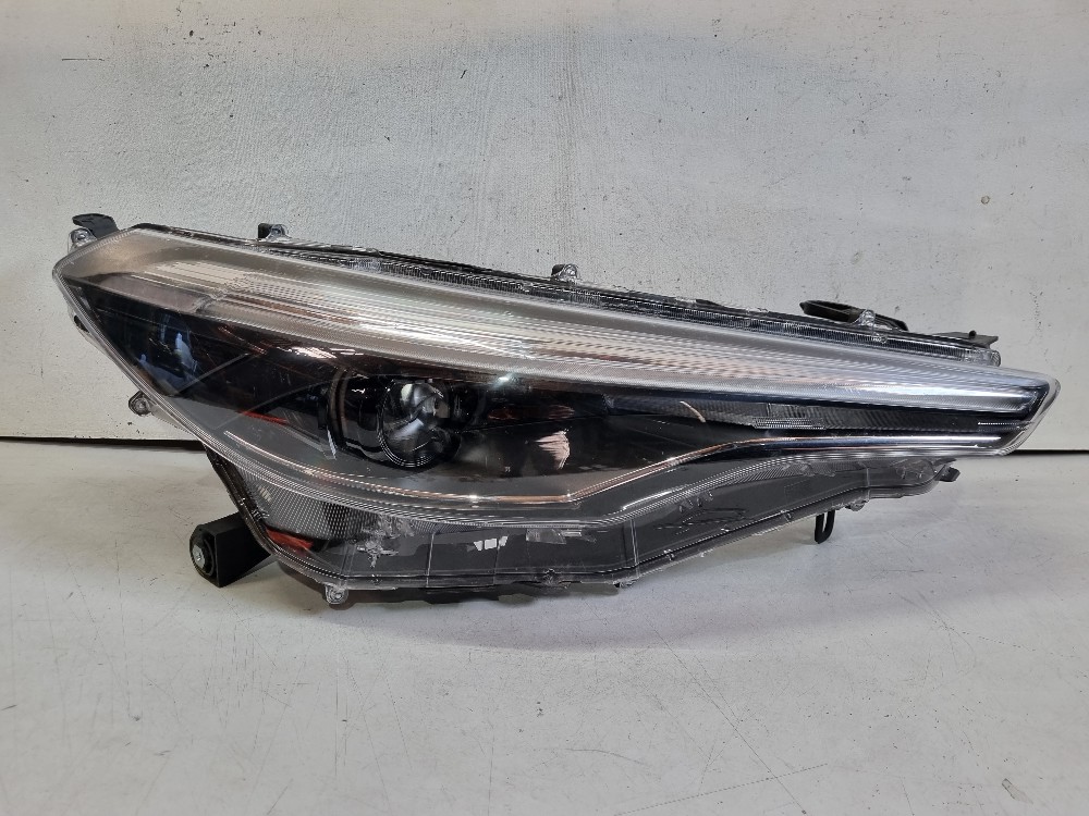 Farol Direito Do Toyota Corolla Cross 2023/2025 Recuperado Direito/passageiro 1