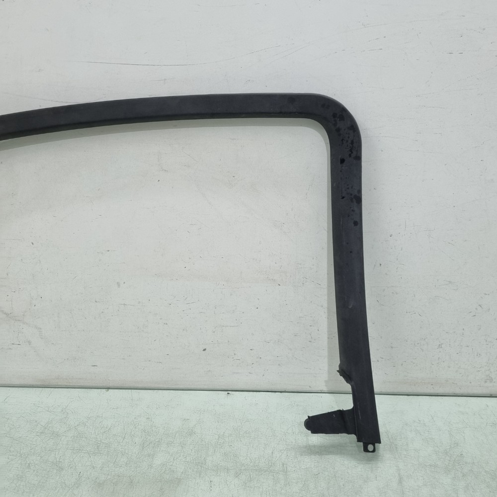 Moldura Porta Traseira Esquerda Chevrolet Cruze Sedan 2012 2