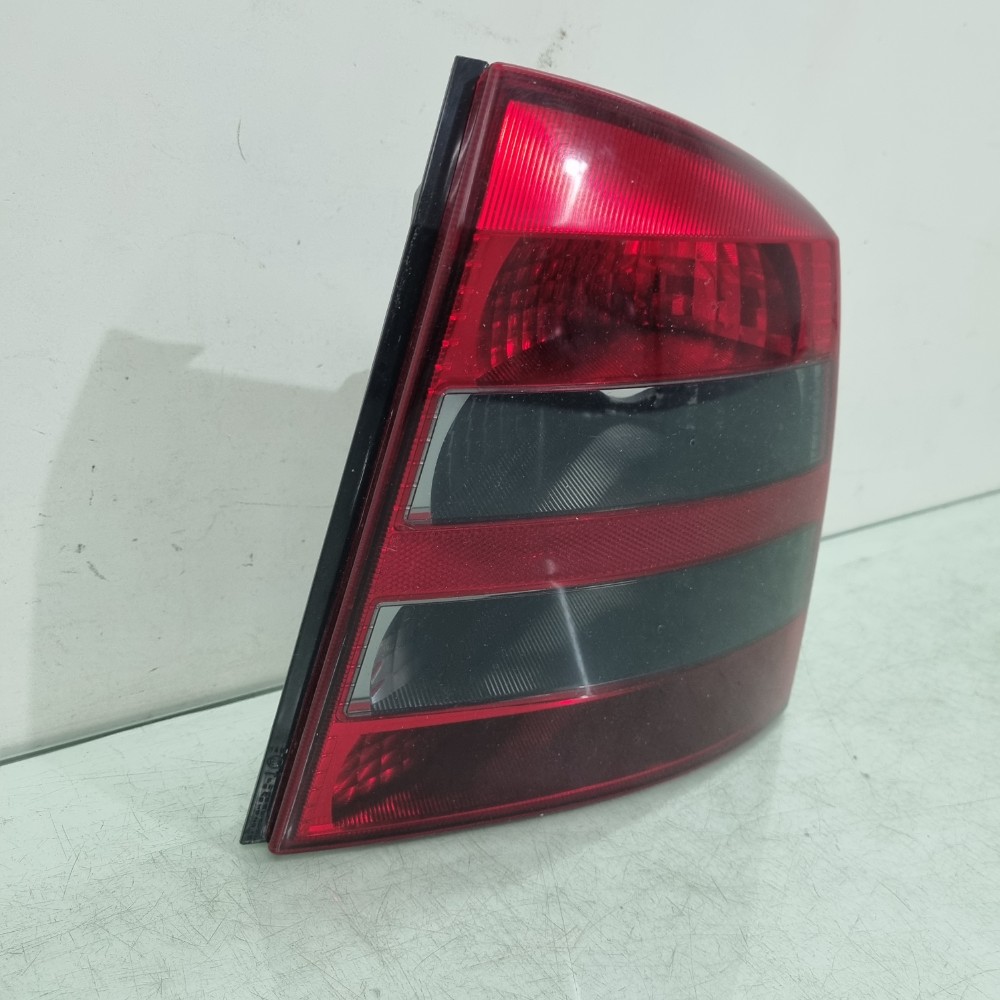 Lanterna Direito Fumê Chevrolet Astra Hatch 2003/2010 Direito/passageiro 3
