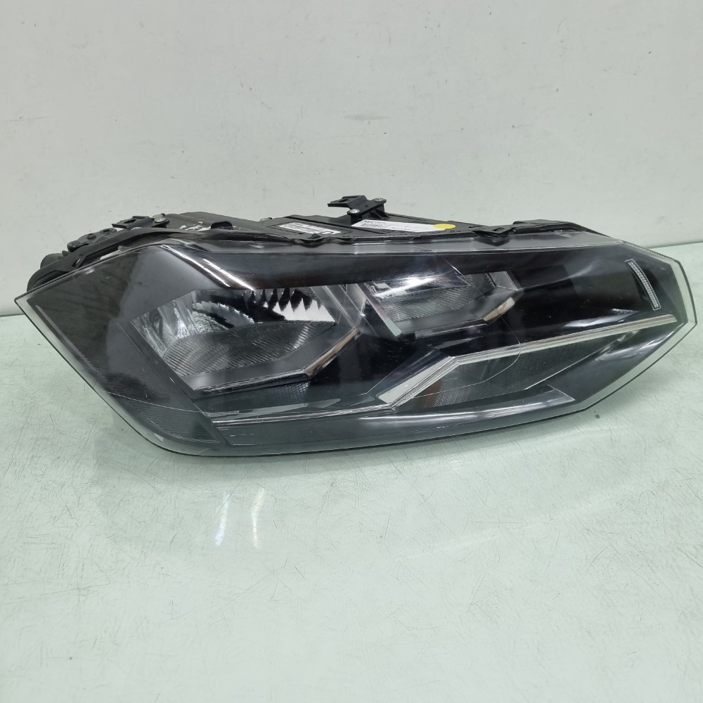 Farol Lado Direito Led Volkswagen Polo 2016/2019 Recuperado. Esquerdo/motorista 2