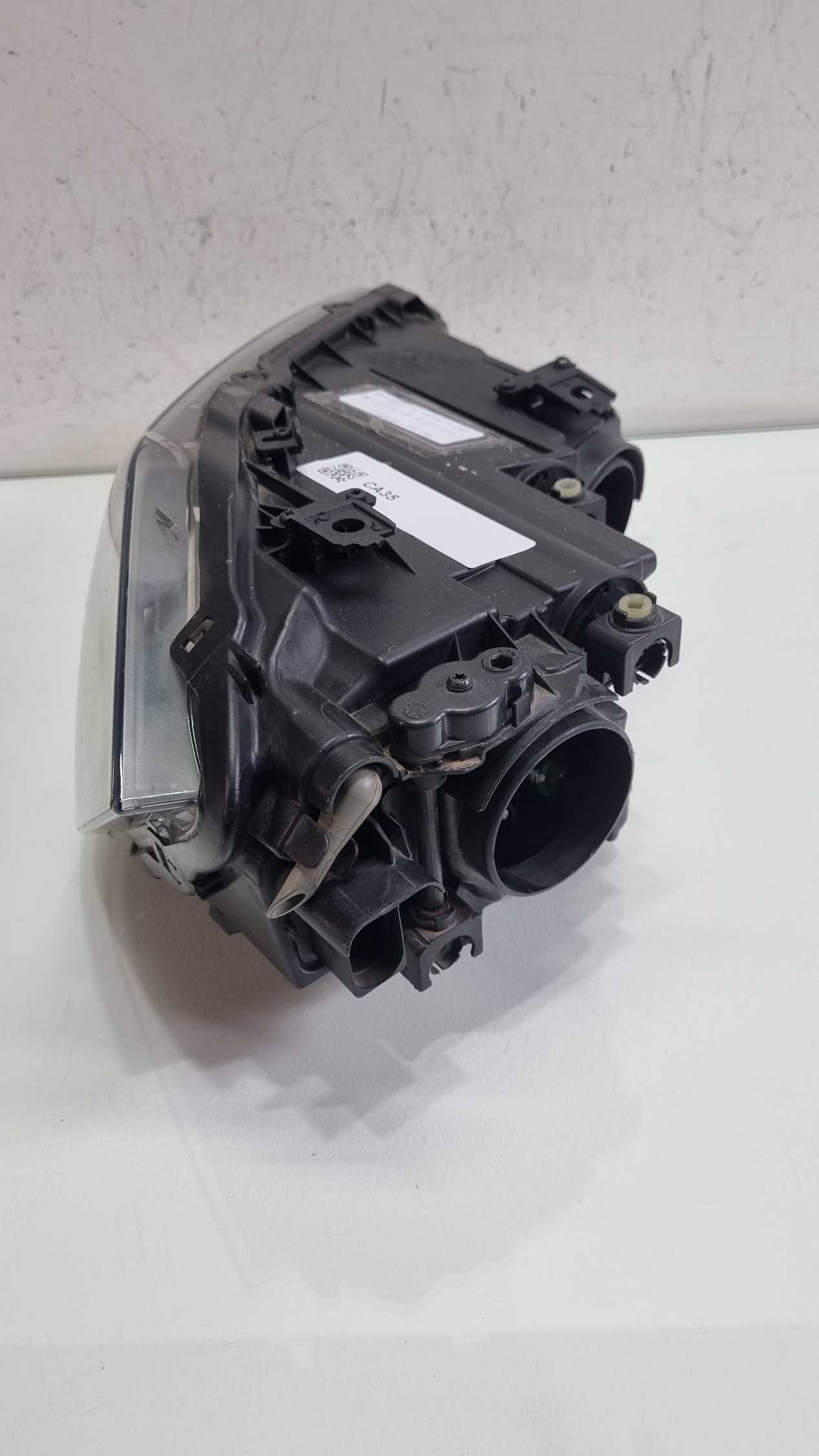 Farol lado esquerdo mascara negra Volkswagen Polo 2017/2022 3
