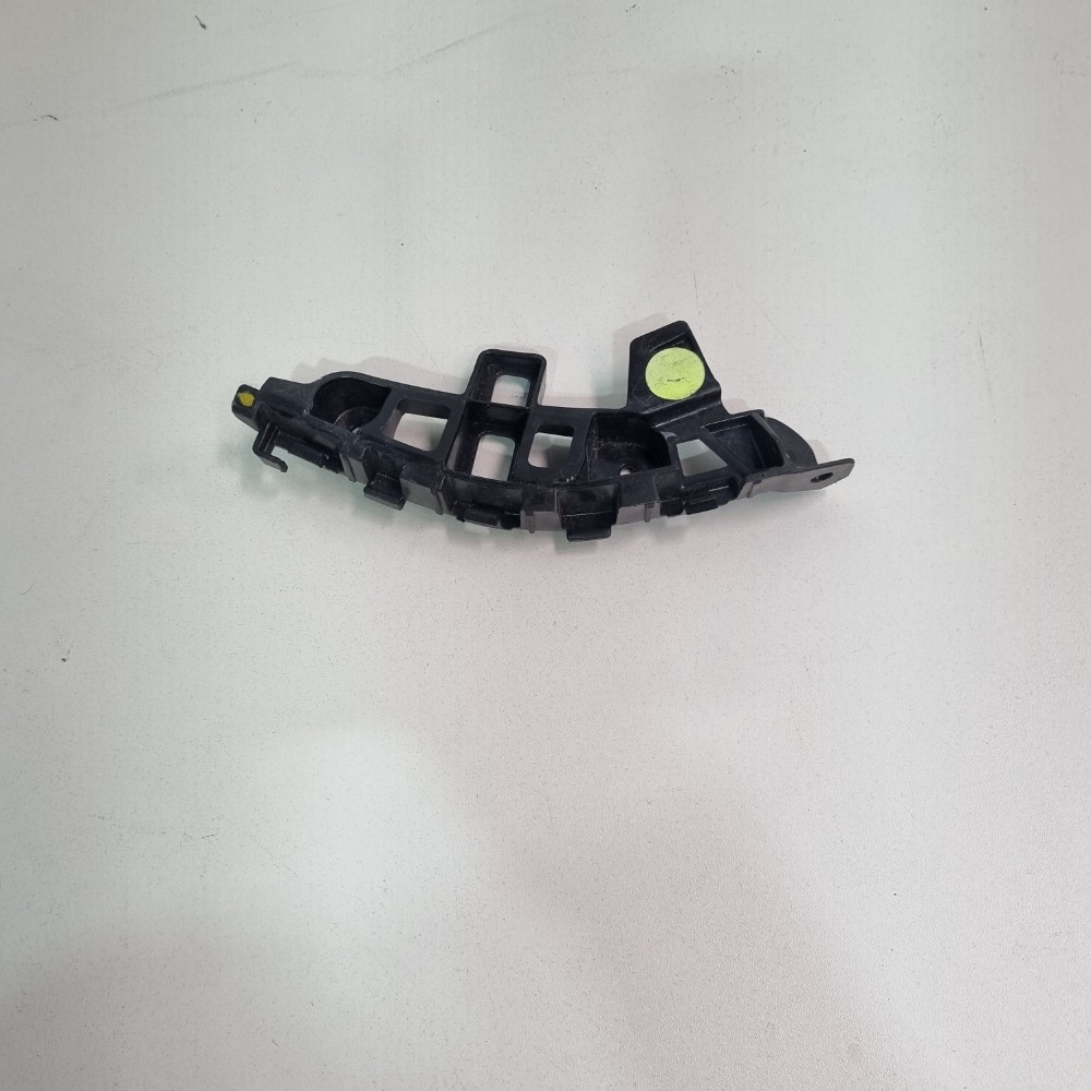 Guia Parachoque Dianteiro Direito Volkswagen Fox 2010/2014 2