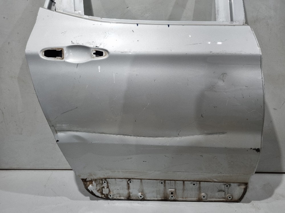 Porta Traseira Direita Fiat Toro 2016/2024 Traseira Direito 3