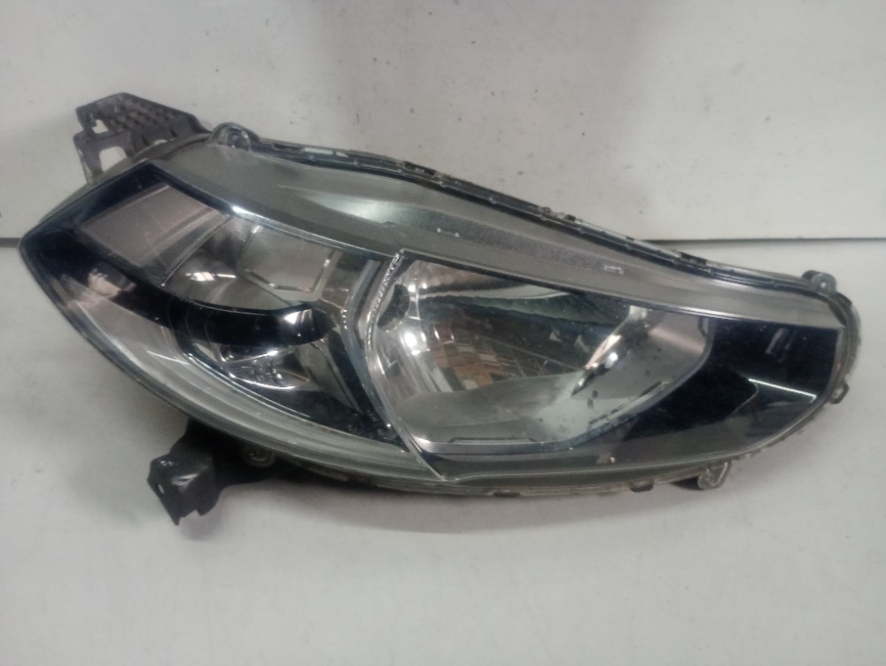 Farol Direito Honda Wrv 2018/2022 Recuperado