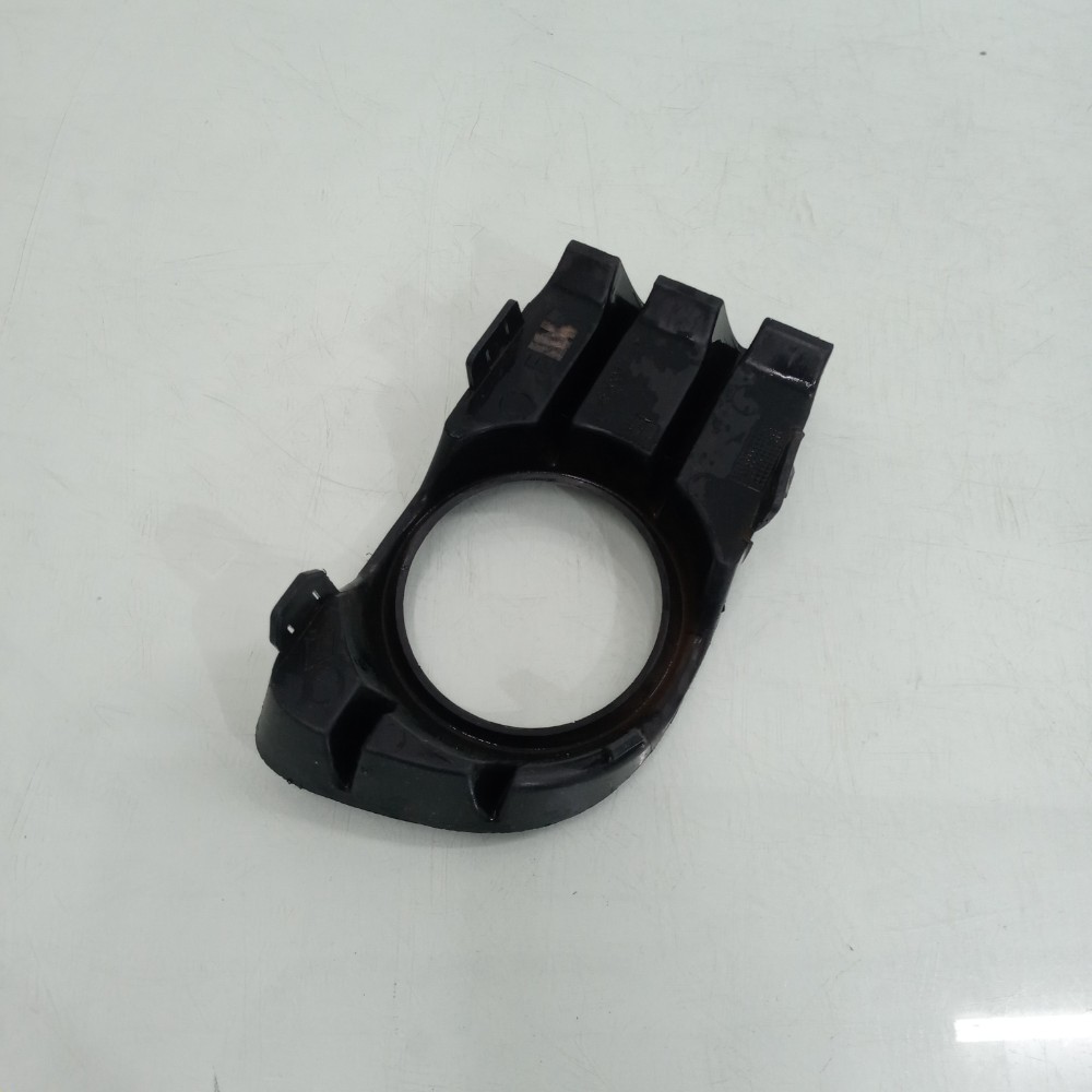 Moldura Do Cibié Esquerdo Renault Megane 2007/12 Recuperado 3