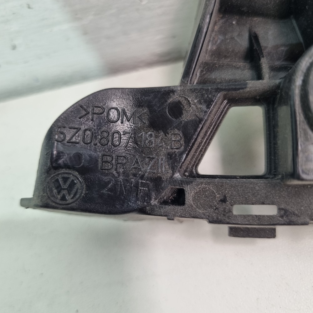 Guia Parachoque Dianteiro Direito Volkswagen Fox 2010/2014 4