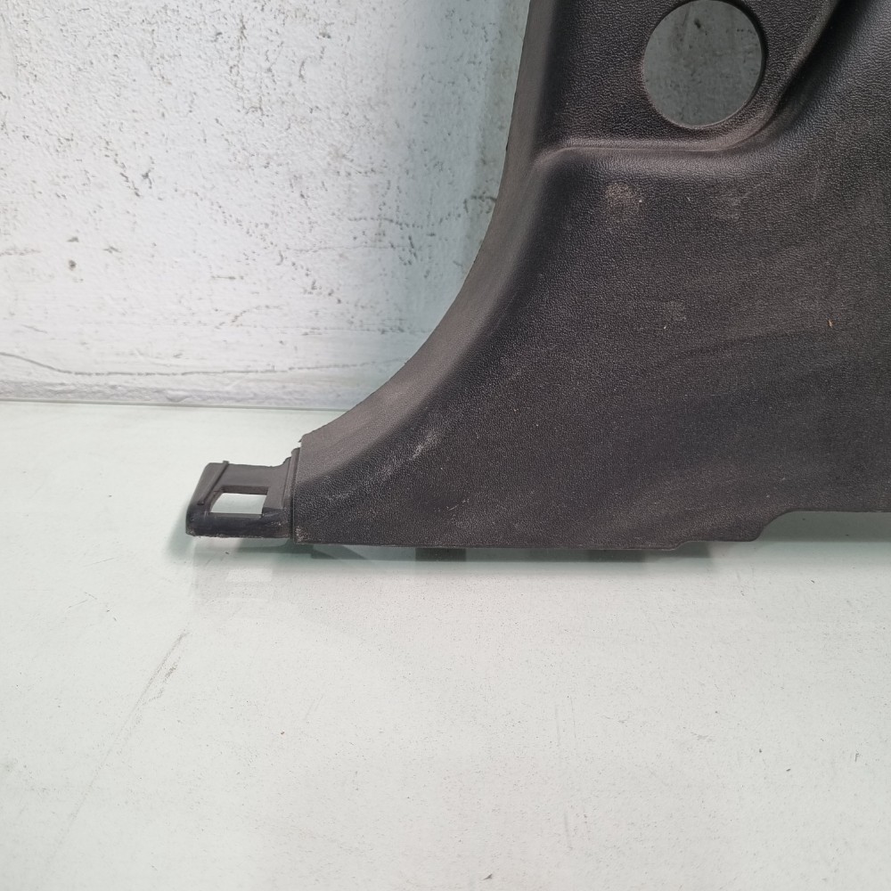 Acabamento Coluna Central Direita Nissan Frontier 2013/2016 6