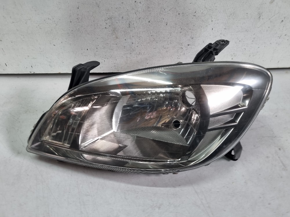 Farol Esquerdo Fumê Chevrolet Celta 2010 / 2013 Recuperado. 1