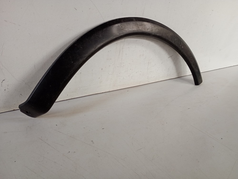Moldura Paralama Direita Chevrolet Corsa 2003/2010 3