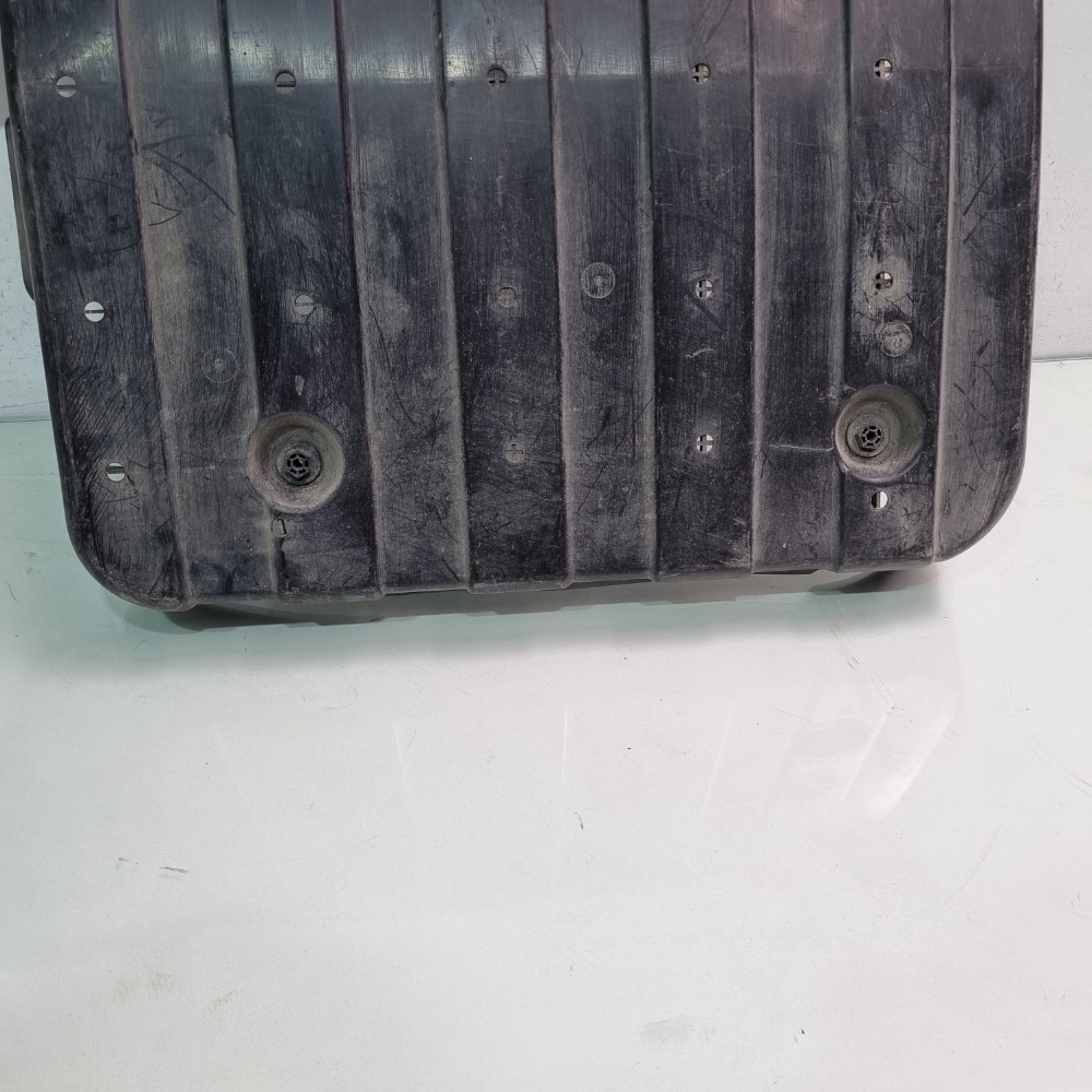 Protetor Inferior Traseiro HR-V 2016/2021 Usado Original 3