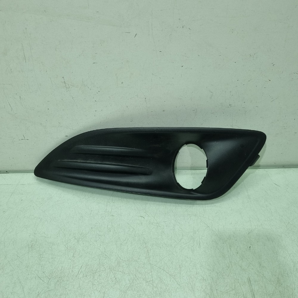 Moldura Do Cibié Do Lado Esquerdo Ford New Fiesta 2015/2017 Esquerdo 1