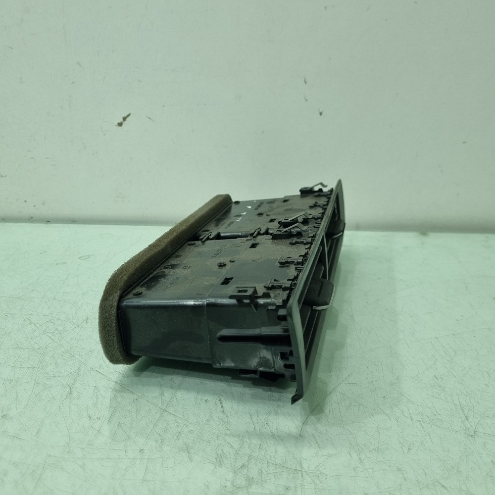 Difusor De Ar Esquerdo Volkswagen Polo Modelos 2017/2022 3